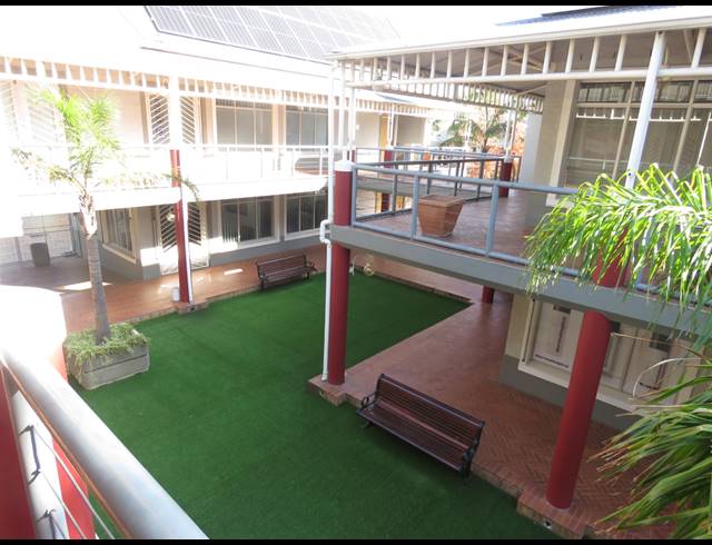 52M² OFFICE TO LET IN AUDAS ESTATE